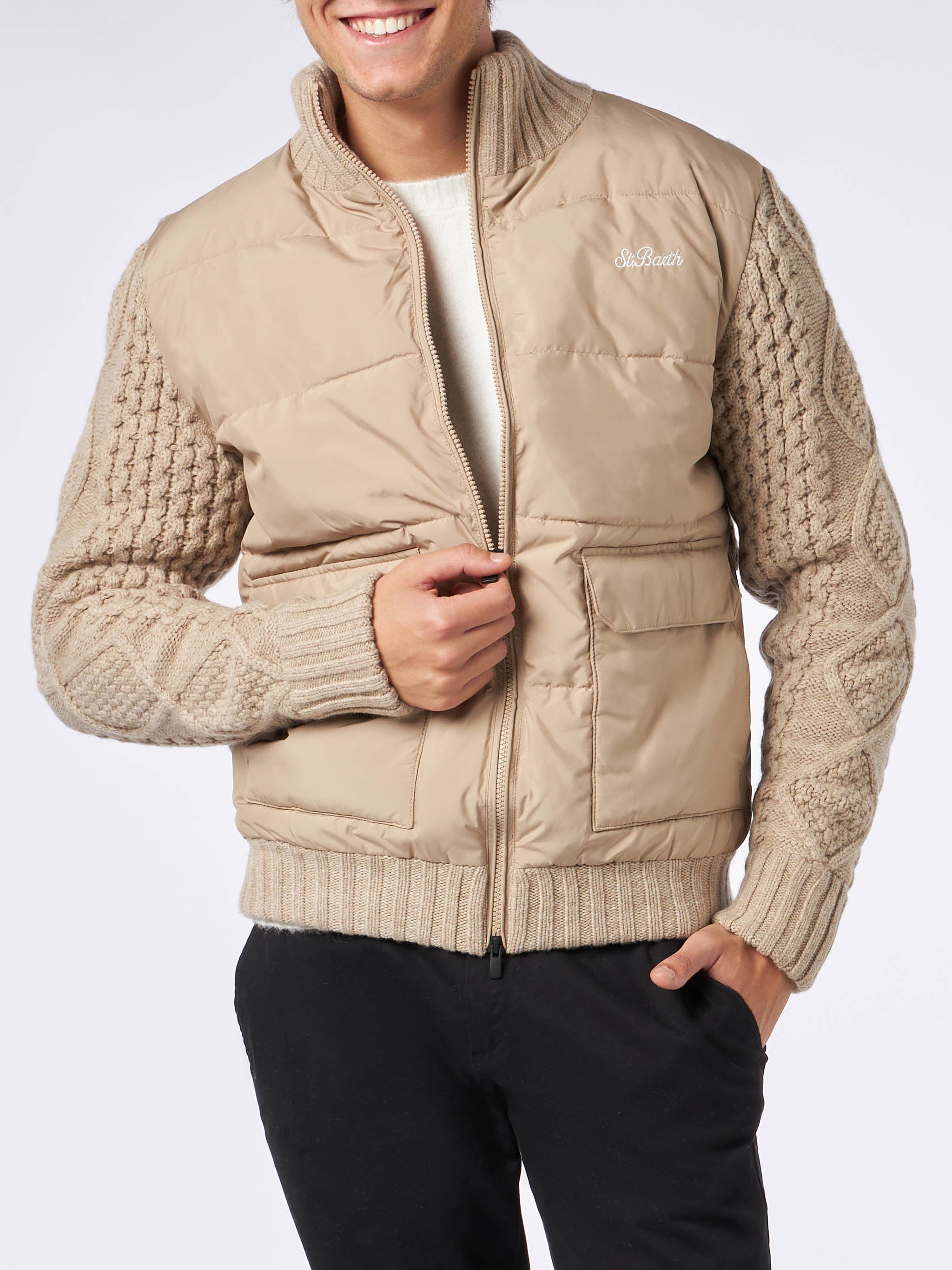 Giubbotto imbottito da uomo beige con maniche in maglia intrecciata – MC2  Saint Barth